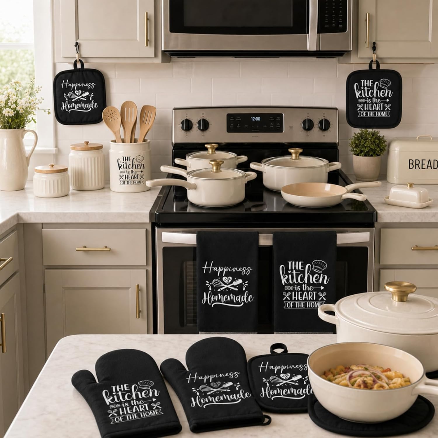 Sratte 6 Pcs Kitchen Decor Accessories Set Farmhouse Towels Pot Holders Oven Mitts Set 2 Dish Towels 2 Potholders 2 Cooking Mittens Oven Glove for Christmas Baking Cooking Supply(Black,Kitchen)